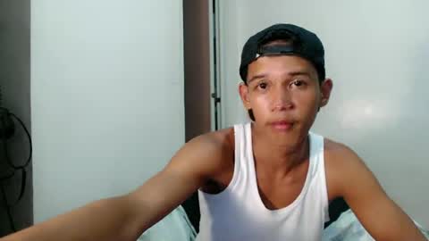 Snapshot of urdreamboy_clarin chatting on 06/14/26, 06:54 urdreamboy_clarin online show from 06/14/26, 06:54