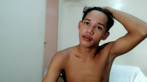 Snapshot of urdreamboy_clarin chatting on 06/17/26, 06:05 urdreamboy_clarin online show from 06/17/26, 06:05