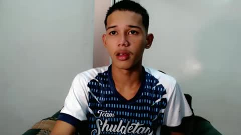 Snapshot of urdreamboy_clarin chatting on 06/21/26, 09:56 urdreamboy_clarin online show from 06/21/26, 09:56