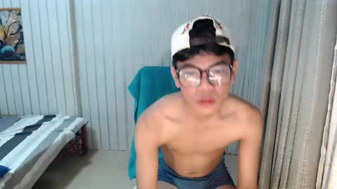 Snapshot of urdreamboy_doms chatting on 03/26/26, 04:12 urdreamboy_doms online show from 03/26/26, 04:12