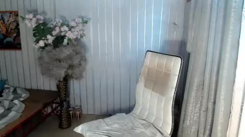 Snapshot of urdreamboy_doms chatting on 04/02/26, 05:49 urdreamboy_doms online show from 04/02/26, 05:49