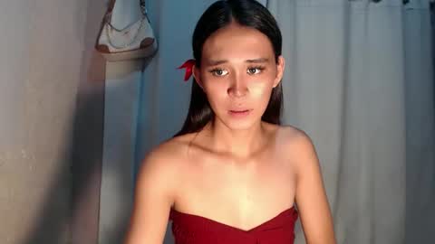 Snapshot of urdreamgirl_stephanie chatting on 04/29/26, 05:30 stephanie online show from 04/29/26, 05:30