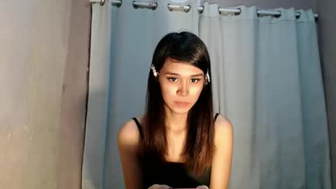 Snapshot of urdreamgirl_stephanie chatting on 05/16/26, 10:36 stephanie online show from 05/16/26, 10:36
