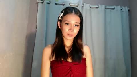 Snapshot of urdreamgirl_stephanie chatting on 05/24/26, 01:27 stephanie online show from 05/24/26, 01:27