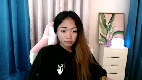 Snapshot of urfantacyjamaica chatting on 02/11/25, 11:44 ayumi reacher online show from 02/11/25, 11:44