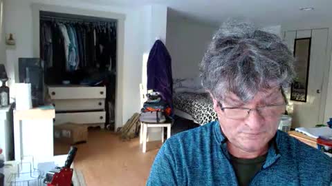 Gregor online show from 02/12/25, 09:11