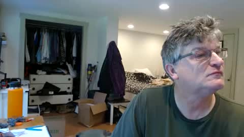 Gregor online show from 09/10/25, 02:06