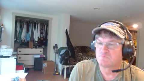 Gregor online show from 10/10/25, 05:12