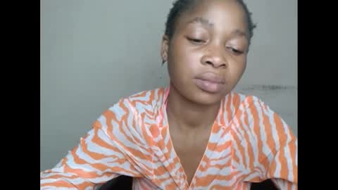 urflirtydoll online show from 02/11/25, 03:08