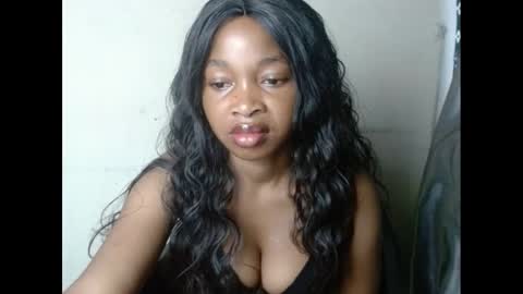 urflirtydoll online show from 02/18/25, 11:19