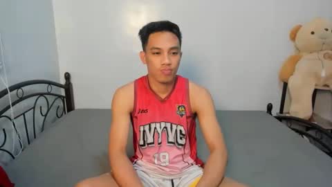 urfucker_vinz online show from 02/08/26, 12:19