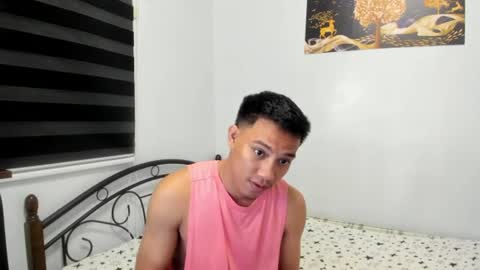 urfucker_vinz online show from 07/15/26, 03:39