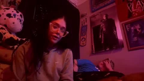 urfxvecouplee online show from 10/08/25, 09:23