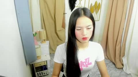 im zhairaallison dont for get follow me online show from 03/17/26, 06:17