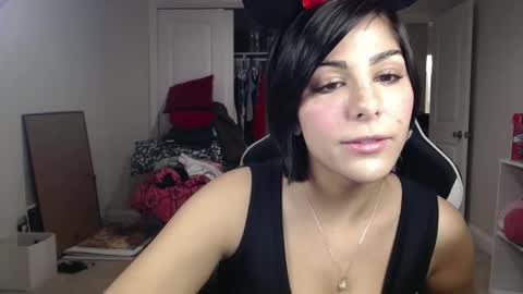 Snapshot of urgoddessmarla chatting on 12/15/25, 12:15 Goddess Marla online show from 12/15/25, 12:15