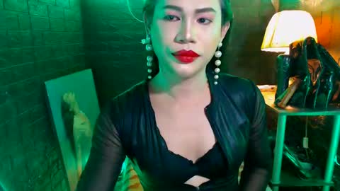 queen norelle online show from 02/06/25, 12:26