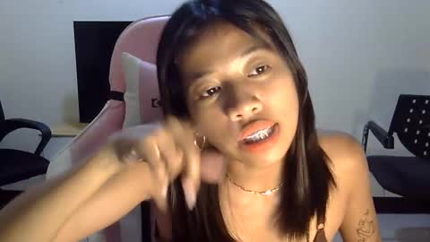 Snapshot of urhayumi_slut chatting on 10/26/25, 07:47 urhayumi_slut online show from 10/26/25, 07:47