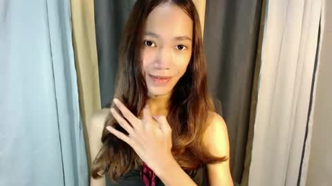 Snapshot of urhot_athena chatting on 06/18/26, 05:41 urhot_athena online show from 06/18/26, 05:41