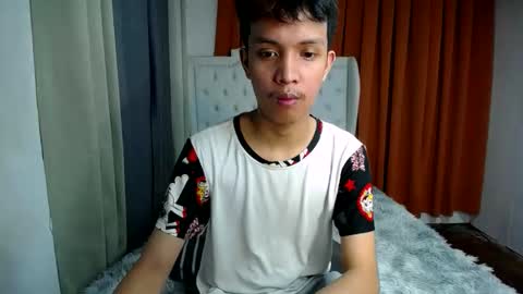 Snapshot of urhot_johny chatting on 05/24/26, 12:10 urhot_johny online show from 05/24/26, 12:10