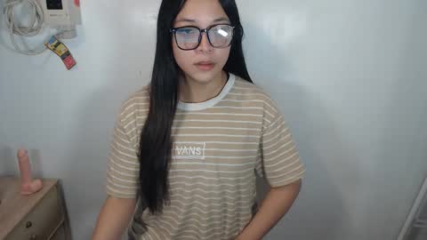 urhotangela online show from 02/06/26, 07:23