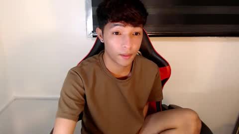 Snapshot of urhotethanxx chatting on 02/25/26, 05:44 Ethan online show from 02/25/26, 05:44