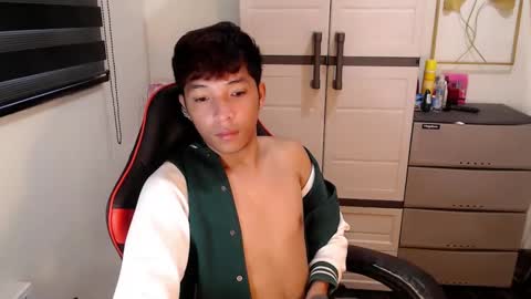 Snapshot of urhotethanxx chatting on 03/04/26, 03:56 Ethan online show from 03/04/26, 03:56