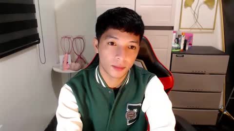 Ethan online show from 04/15/26, 03:52