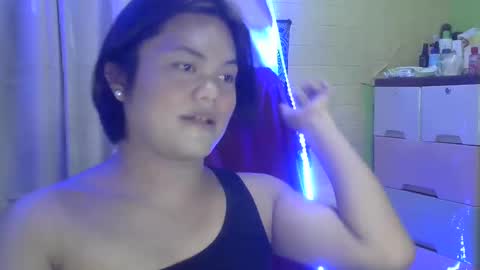 urhottie_bella online show from 01/29/25, 10:27