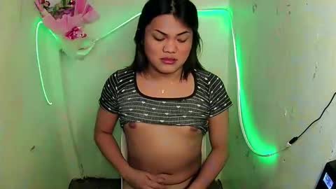 urhottie_bella online show from 10/15/25, 06:02