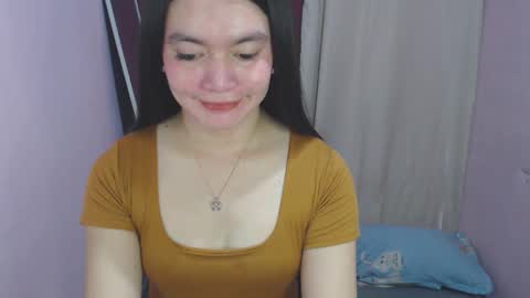 Snapshot of urhottiest_katey chatting on 05/11/26, 05:35 Katey online show from 05/11/26, 05:35