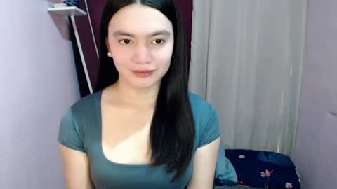 Snapshot of urhottiest_katey chatting on 06/12/26, 04:33 Katey online show from 06/12/26, 04:33