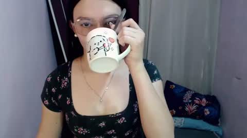 Snapshot of urhottiest_katey chatting on 07/20/26, 06:06 Katey online show from 07/20/26, 06:06