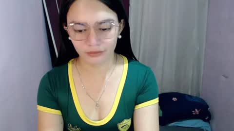 Snapshot of urhottiest_katey chatting on 07/21/26, 04:59 Katey online show from 07/21/26, 04:59