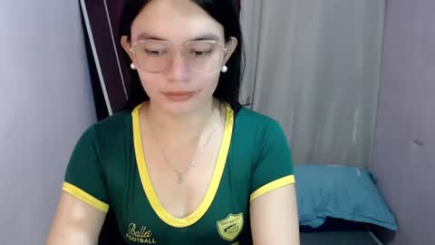 Snapshot of urhottiest_katey chatting on 07/22/26, 06:05 Katey online show from 07/22/26, 06:05