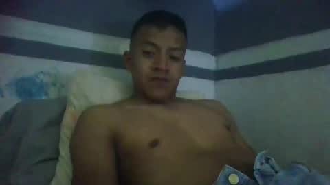 Snapshot of urielgarciabautista976 chatting on 04/07/26, 08:26 el chaparrito online show from 04/07/26, 08:26