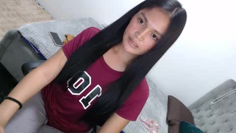 Amira online show from 02/03/25, 05:07