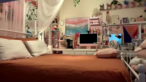 Snapshot of urlittlefilipina chatting on 11/28/25, 02:20 urlittlefilipina online show from 11/28/25, 02:20