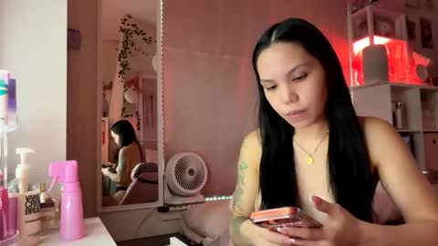 Snapshot of urlittlefilipina chatting on 12/04/25, 04:38 urlittlefilipina online show from 12/04/25, 04:38