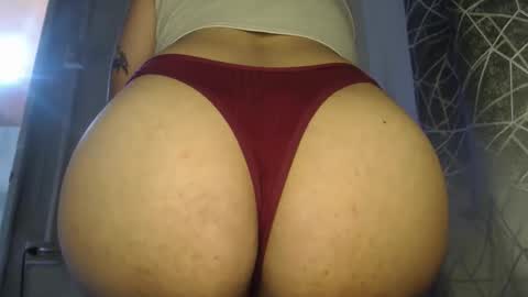 Snapshot of urlovely_hait chatting on 04/28/26, 03:00 Sham online show from 04/28/26, 03:00