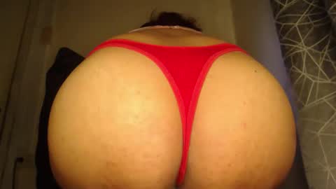 Snapshot of urlovely_hait chatting on 04/28/26, 06:35 Sham online show from 04/28/26, 06:35