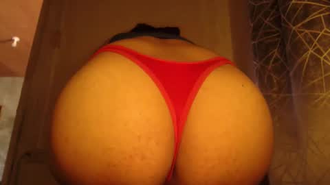 Snapshot of urlovely_hait chatting on 05/12/26, 05:37 Sham online show from 05/12/26, 05:37