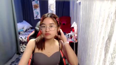 Snapshot of urlovelychinita chatting on 01/08/25, 10:59 urlovelychinita online show from 01/08/25, 10:59