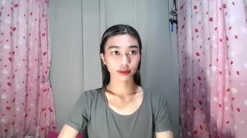 urloverjasmine_xx online show from 04/18/26, 12:20