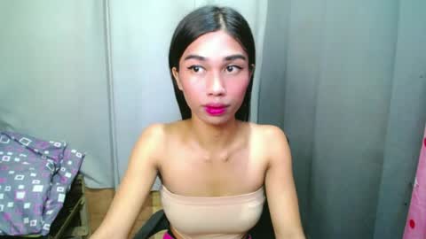 Snapshot of urloverjasmine_xx chatting on 06/14/26, 01:36 urloverjasmine_xx online show from 06/14/26, 01:36