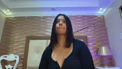 Love online show from 11/25/25, 09:37