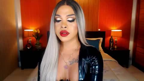 Snapshot of urmajestytyra chatting on 07/17/26, 12:50 UrMajestyTyra online show from 07/17/26, 12:50