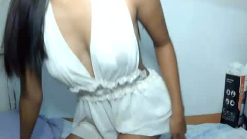 Snapshot of urmorenasexygirl4u chatting on 07/07/26, 02:54 It me SHELLA online show from 07/07/26, 02:54