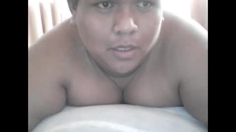 Snapshot of urpinay_ursula chatting on 06/09/26, 05:41 ursula online show from 06/09/26, 05:41
