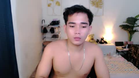 Snapshot of urpinoy_cummer chatting on 11/19/25, 02:06 urpinoy_cummer online show from 11/19/25, 02:06