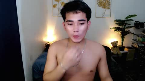 Snapshot of urpinoy_cummer chatting on 11/29/25, 11:35 urpinoy_cummer online show from 11/29/25, 11:35